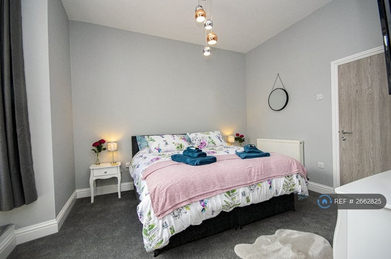 1 bedroom flat in Baker Chambers, Camborne, TR14 (1 bed) (#2662825)