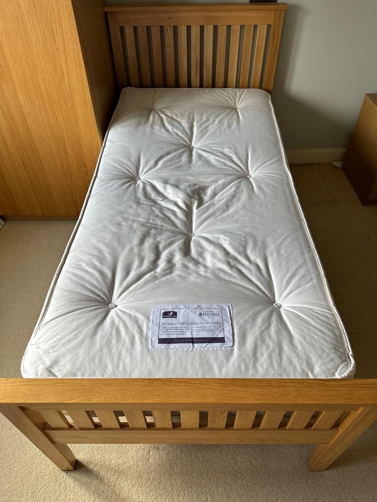 Oak Furnitureland Solid Oak Single Bed with Mattress