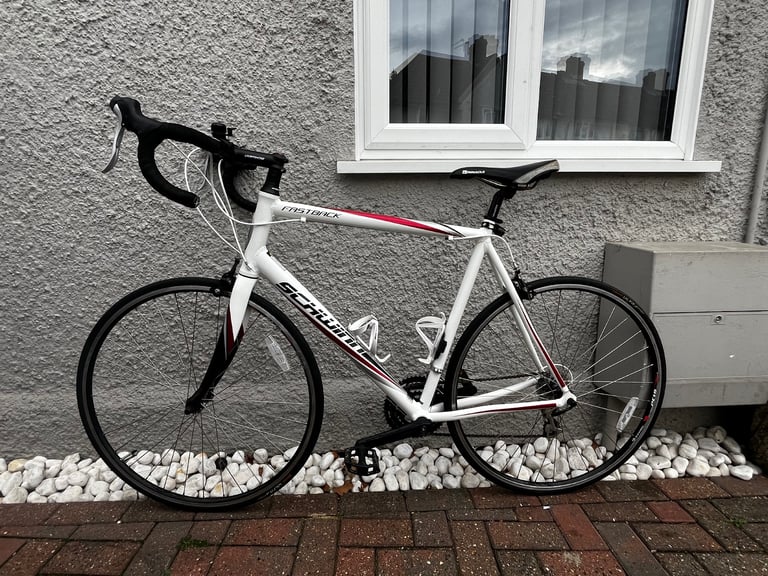 Schwinn fast back 6000 series rd bike 