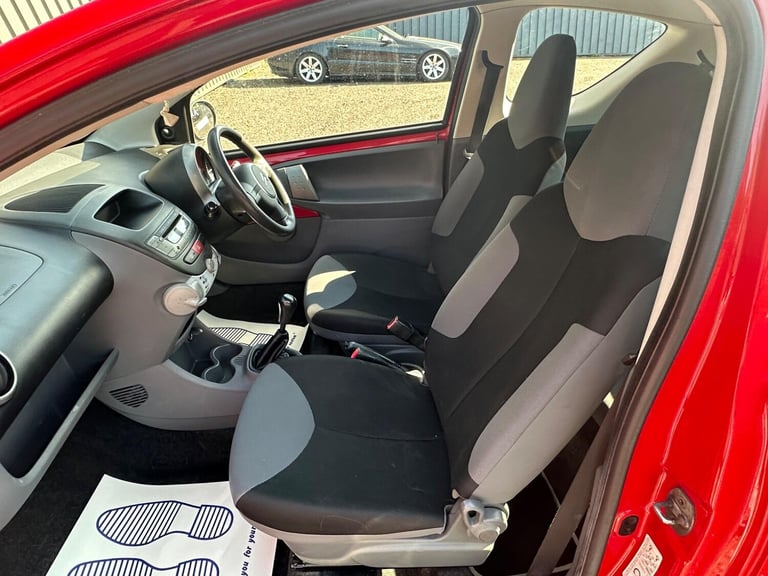 2011 Citroen C1 1.0i VT Euro 5 3dr HATCHBACK Petrol Manual