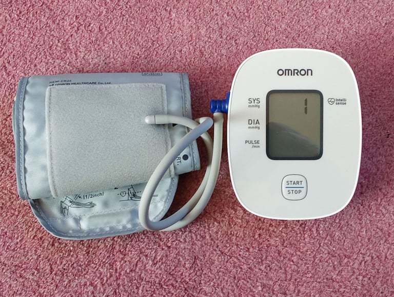 Blood pressure monitor 