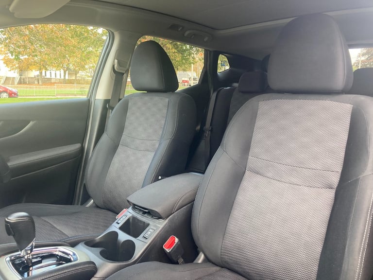 2016 Nissan Qashqai 1.6 dCi N-Connecta 5dr Xtronic HATCHBACK Diesel Automatic