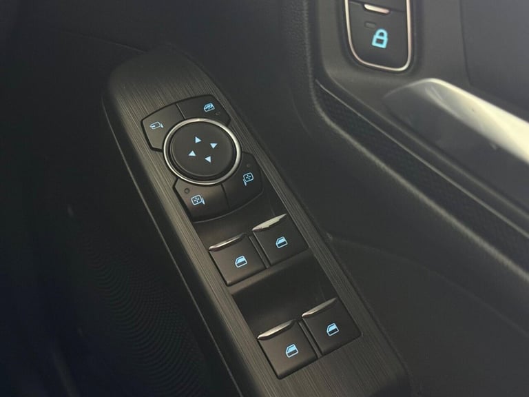 2022 Ford Kuga 2.5 Duratec 14.4kWh ST-Line X Edition CVT Euro 6 (s/s) 5dr HATCHBACK PETROL/ELECTR...