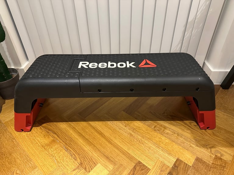 Reebock Deck & Dumbbells