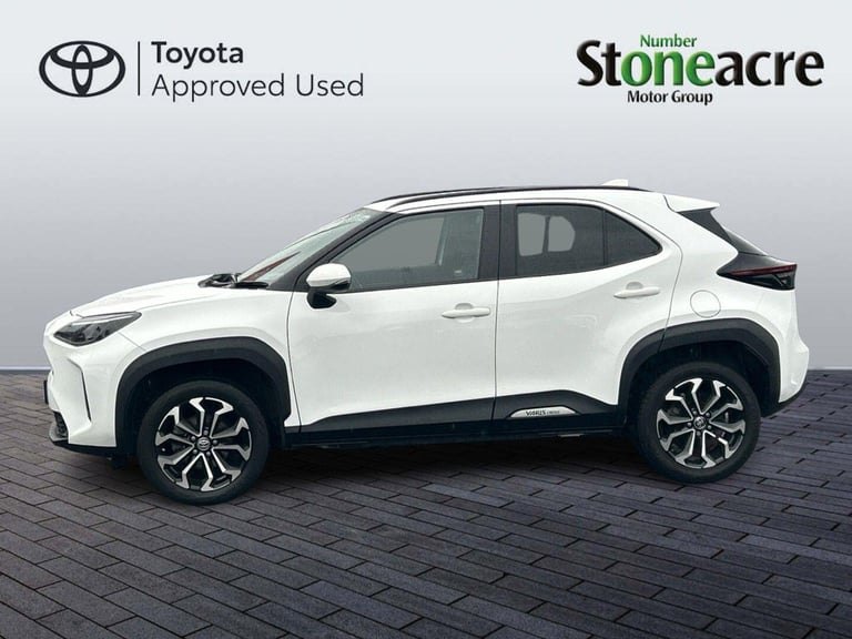  Toyota Yaris Cross 1.5 VVT-h Design SUV 5dr Petrol Hybrid E-CVT Euro 6 (s/s) (116 ps) Petrol/Ele...