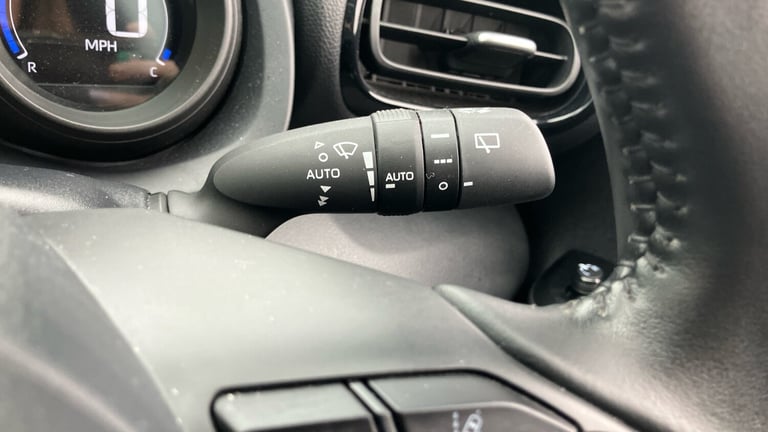 2023 Toyota Yaris 1.5 Hybrid Design 5dr CVT Hybrid Hatchback Hatchback Hybrid Automatic