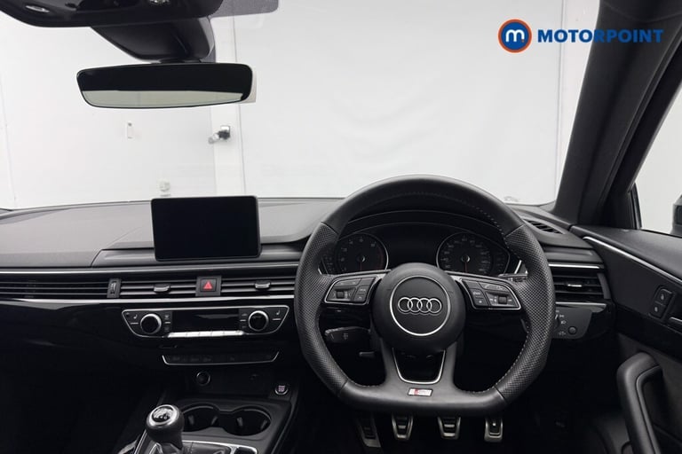 2019 Audi A4 35 TFSI Black Edition 4dr Saloon Petrol Manual