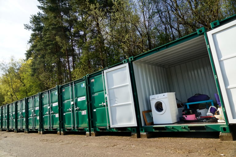 8FT SHIPPING CONTAINER FOR RENT/HIRE IN EXETER, DEVON