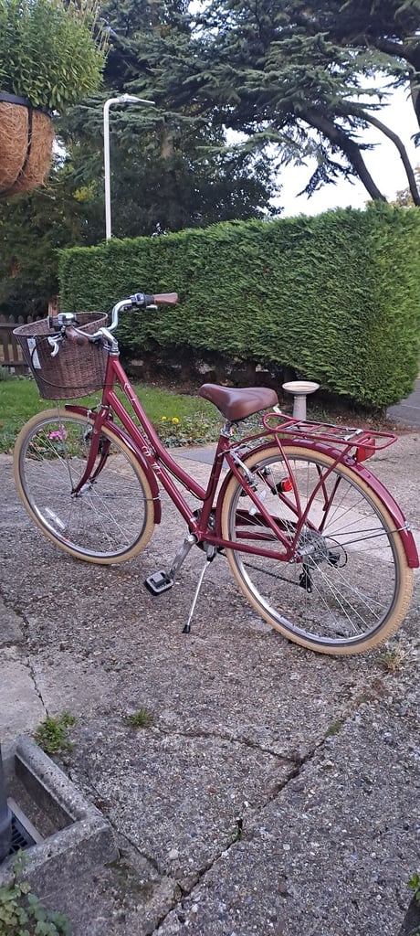 image for Pendleton Somerby Classic womens Hybrid Bike-Maroon, 18" frame, great condition.