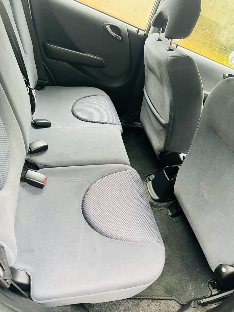 HONDA JAZZ YEAR 2007, FULLY AUTOMATIC 1.4, LOW MILEAGE, GOOD CONDITION, LADY OWNER