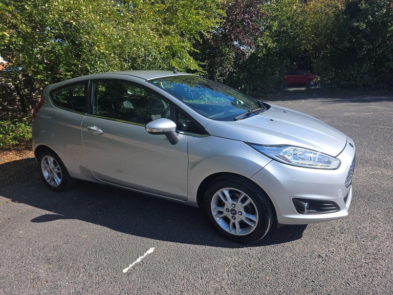 2016 Ford Fiesta 1.0T EcoBoost Zetec Euro 6 (s/s) 3dr HATCHBACK Petrol Manual