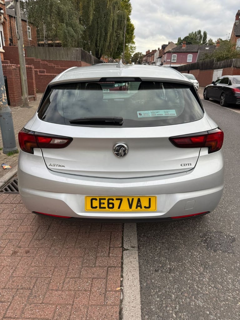 Vauxhall, ASTRA, Hatchback, 2017, Manual, 1598 (cc), 5 doors