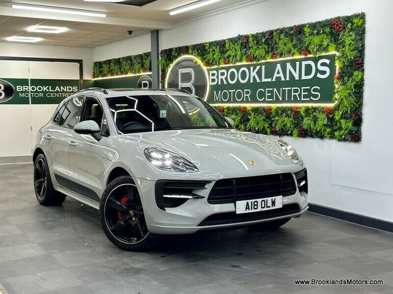 Porsche Macan GTS PDK [3X PORSCHE SERVICES, SAT NAV, PANORAMIC ROOF &amp; CRAYON GRE
