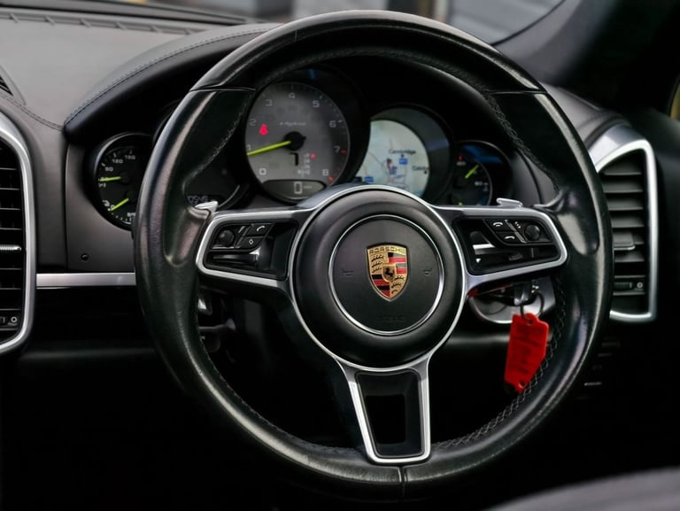 2017 Porsche Cayenne S Platinum Edition E-Hybrid 5dr Tiptronic S ESTATE PETROL/ELECTRIC Automatic