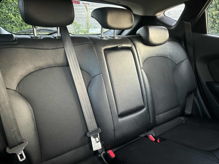 2015 Hyundai Ix35 1.6 GDI Blue Drive SE Nav 5dr 2WD ESTATE PETROL Manual