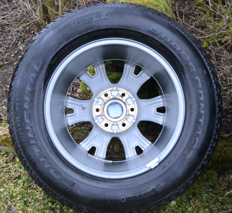 Ford Ranger 18 inch Diamond Machine Faced Alloy Wheels with Continental Tyres