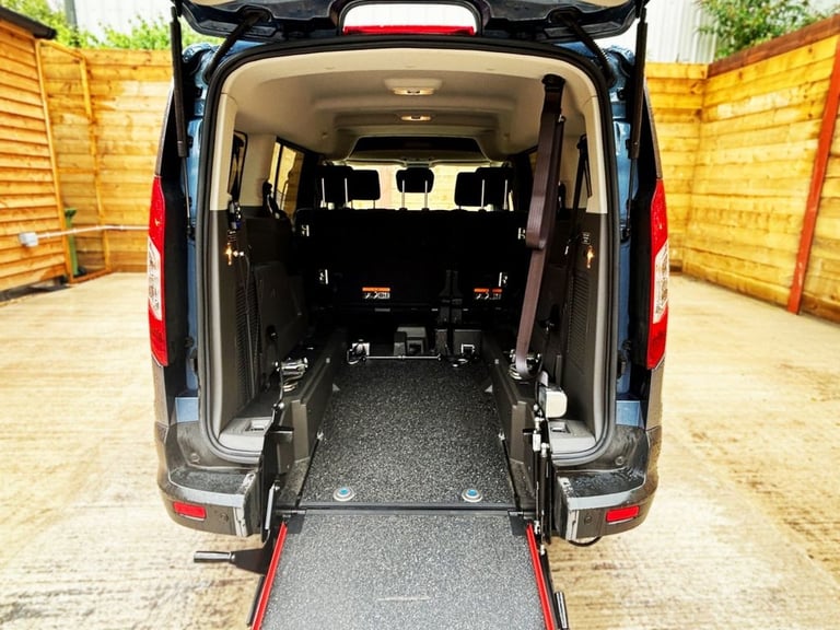 2019 Ford Grand Tourneo Connect 1.5 EcoBlue Zetec 5dr Powershift MPV DIESEL Automatic