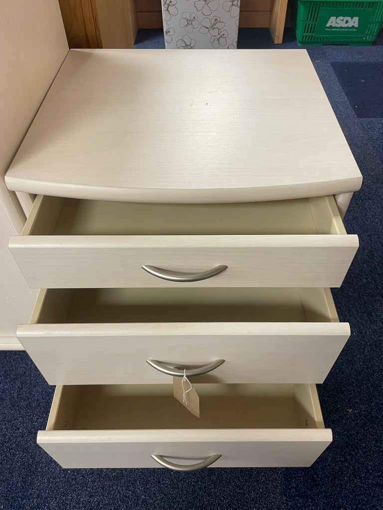 Cream Bedside Cabinet TCL Reuse 99976