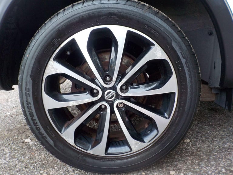 2012 Nissan Qashqai 1.5 dCi n-tec+ 2WD Euro 5 5dr HATCHBACK Diesel Manual