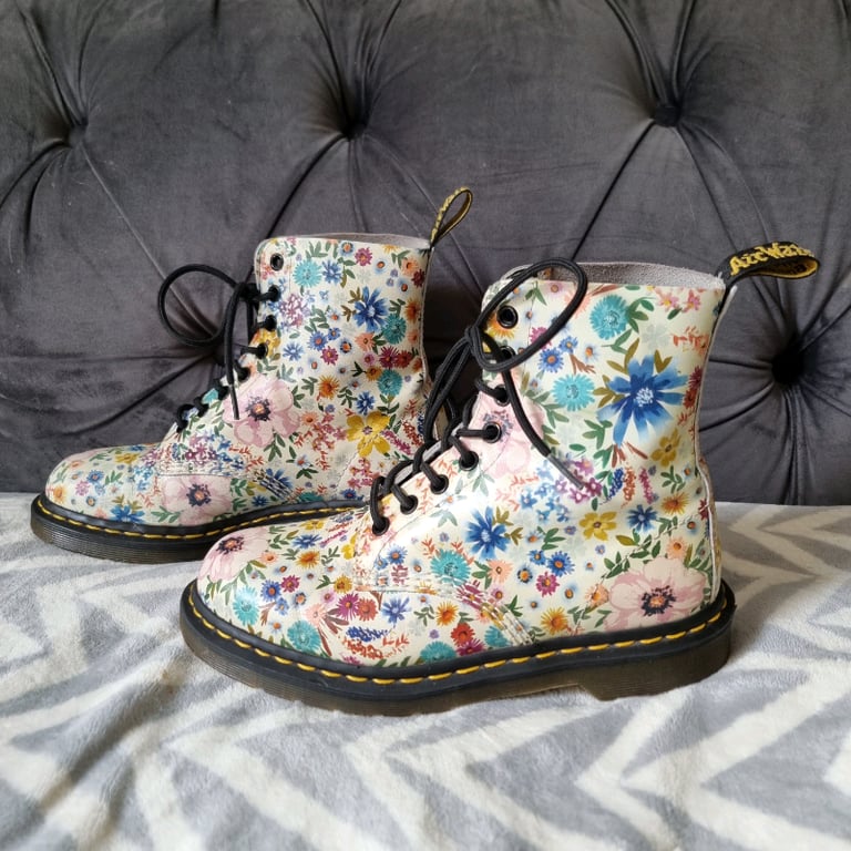 Dr martens anissa discount
