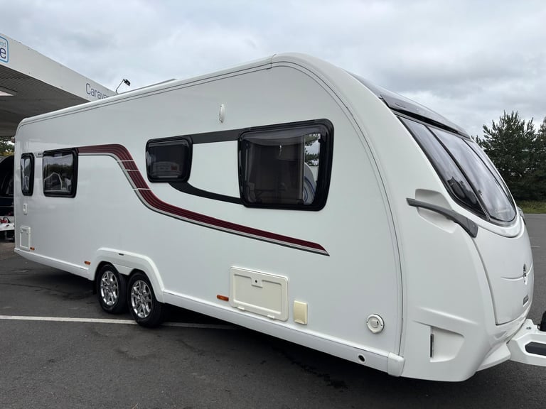 2016 SWIFT CONQUEROR 645, ISLAND BED, TALL FRIDGE, ALDE, SOLAR