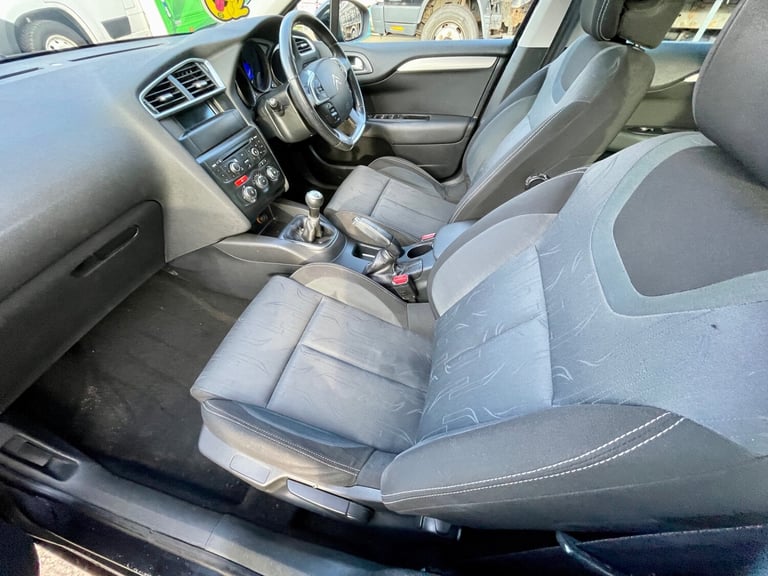 2012 Citroen C4 1.6 HDi VTR+ 5dr HATCHBACK Diesel Manual - Image 18