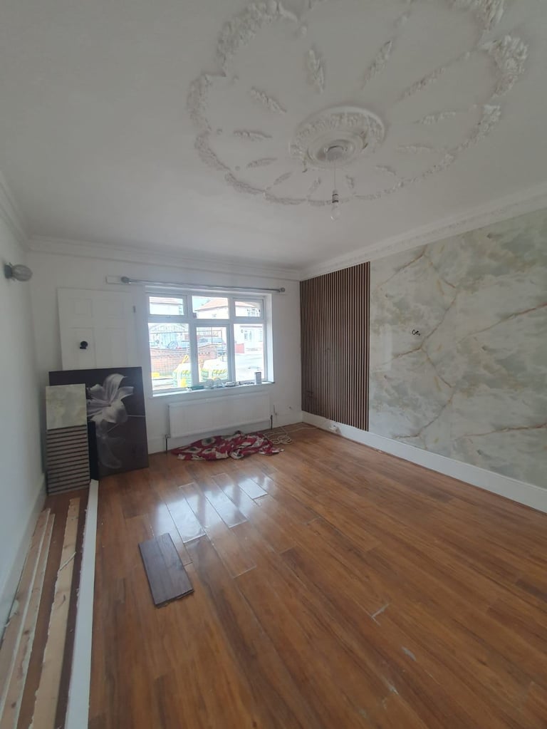 A superb spacious detached house located in the heart of Dagenham