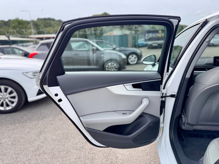 2019 Audi A4 35 TDI Sport 4dr S Tronic SALOON Diesel Automatic