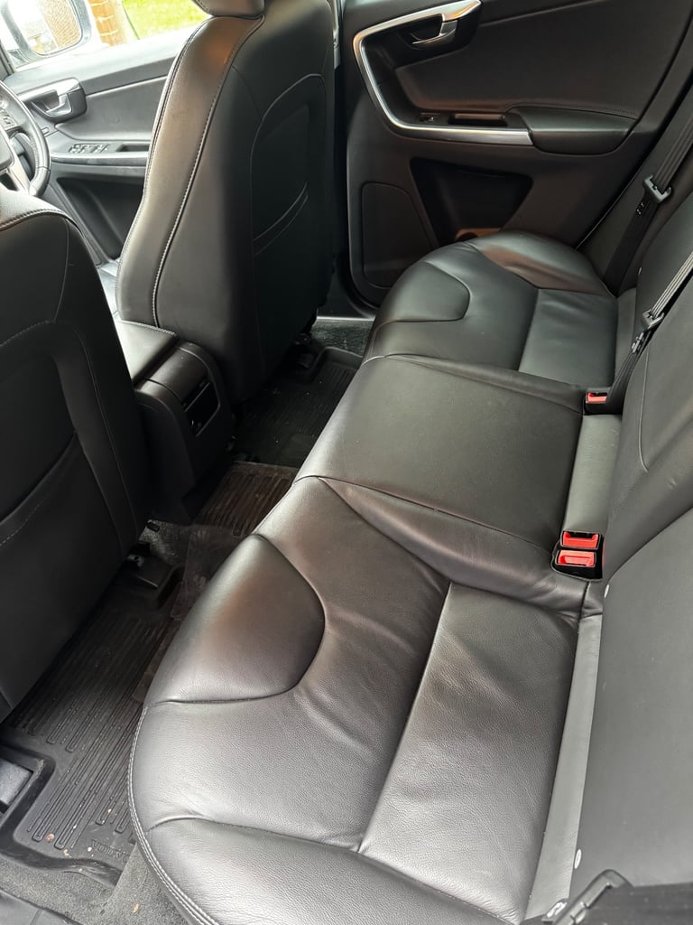 Volvo, XC60, Estate, 2017, Manual, 1969 (cc), 5 doors