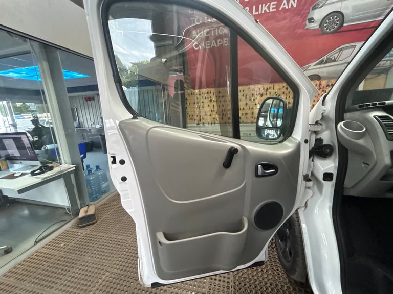 2006 Vauxhall Vivaro Vivaro 2900 DI SWB Crew Cab DIESEL Manual