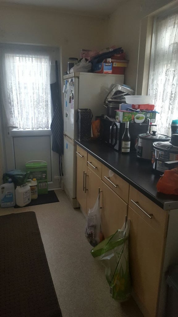 2-Bed End-of-Terrace House in Plaistow E13 – Multiswap Ready – Looking for 2-Bed House