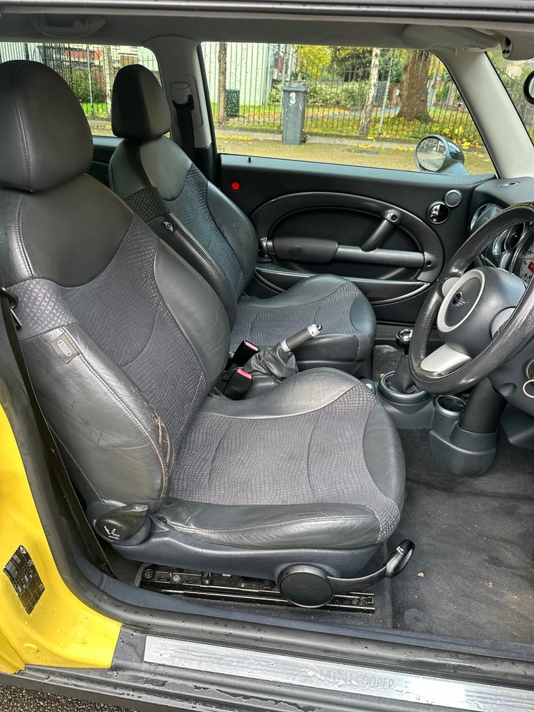 Mini, HATCHBACK, Hatchback, 2004, Manual, 1598 (cc), 3 doors