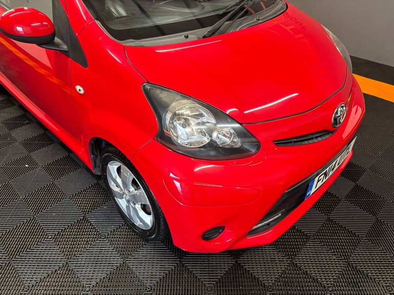 2014 Toyota AYGO 1.0 VVT-i Move with Style 5dr HATCHBACK Petrol Manual