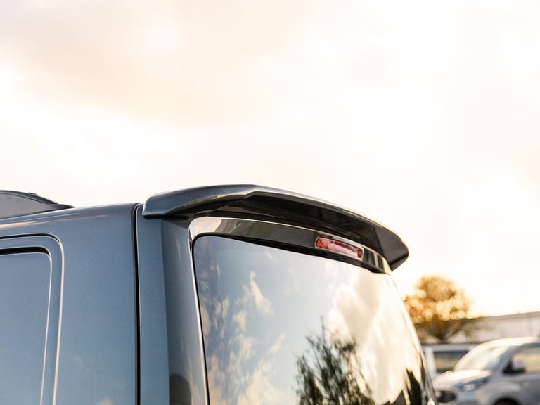 2024 Volkswagen Transporter 2.0 TDI 150 Highline Kombi Van DSG WINDOW VAN DIESEL Automatic