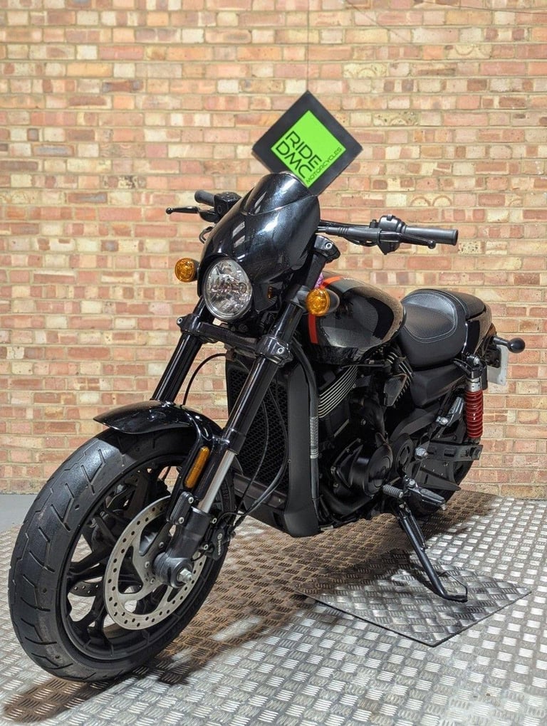 HARLEY-DAVIDSON STREET  ROD 750 2021 - LOW MILEAGE - BEST COLOUR SCHEME - LOV