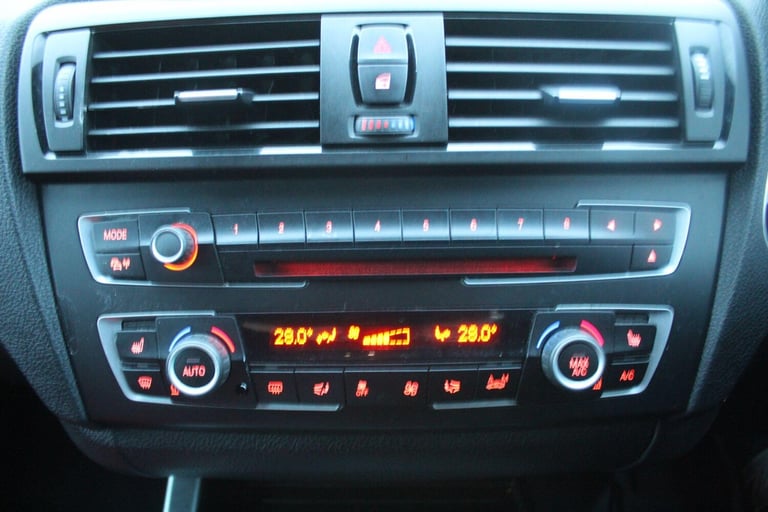 2013 BMW 1 Series 2.0 125d M Sport Auto Euro 5 (s/s) 5dr HATCHBACK Diesel Automatic