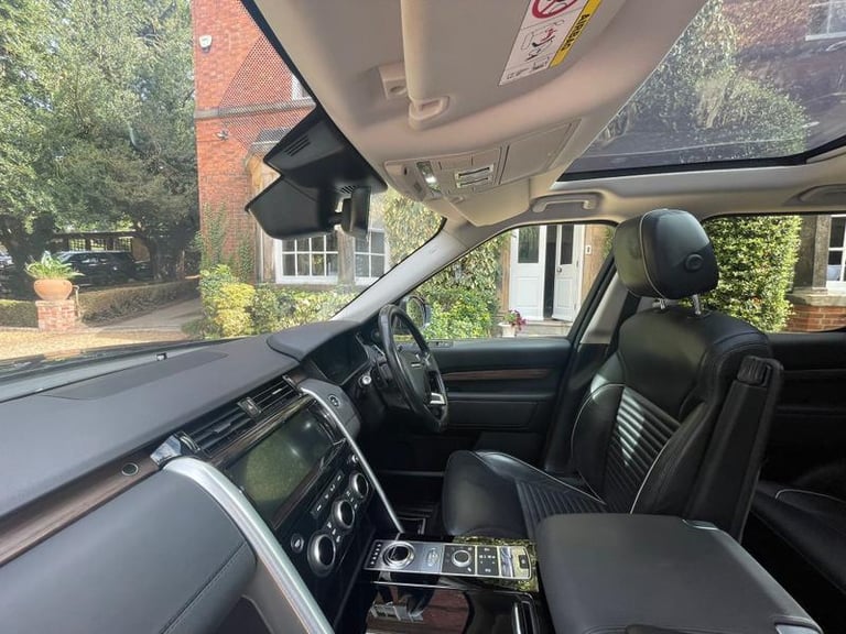 2020 Land Rover Discovery 3.0 SD V6 HSE SUV 5dr Diesel Auto 4WD Euro 6 (s/s) (306 ps) 7 SEATER Au...