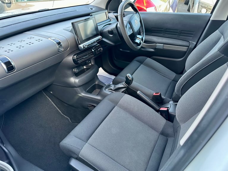 2015 Citroen C4 Cactus 1.2 PureTech [82] Feel 5dr - 47k miles - see video HATCHBACK Petrol Manual