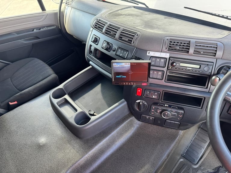 2020 DAF CF 340 6X2 BOX 