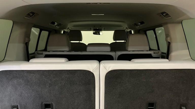 2025 Volkswagen ID.Buzz 210kW Style Pro 86kWh 5dr LWB Auto [7 Seat] Electric Estate Estate Electr...