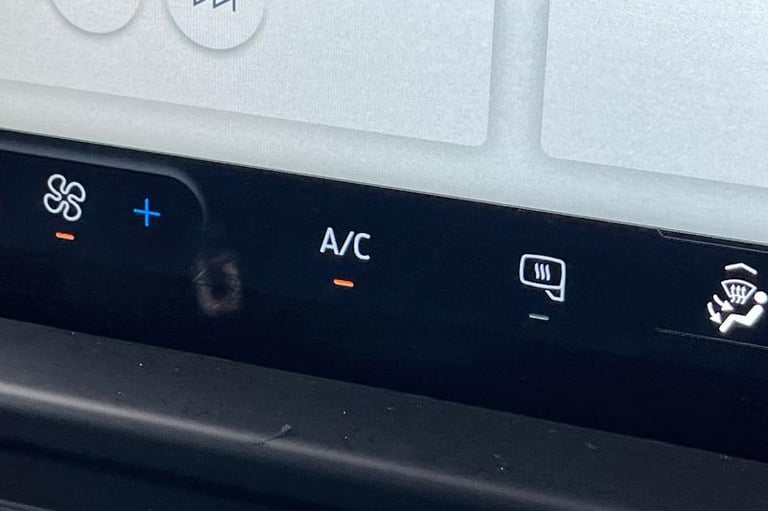 2024 Ford Transit Custom 2.0 EcoBlue 136ps H1 Van Limited PANEL VAN DIESEL Manual