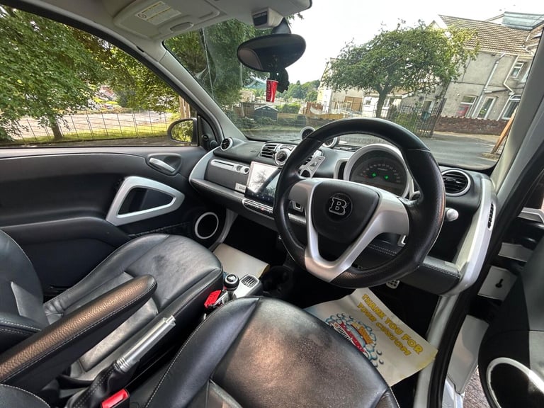 SMART FORTWO 1.0*BRABUS Xclusive*Glassroof-BT-HPIclear-PAS**Rare PocketRocket**