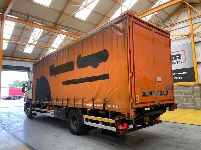 SCANIA P250 *EURO 6* 18 TONNE 4X2 CURTAINSIDER - 2014 - WU64 BKL