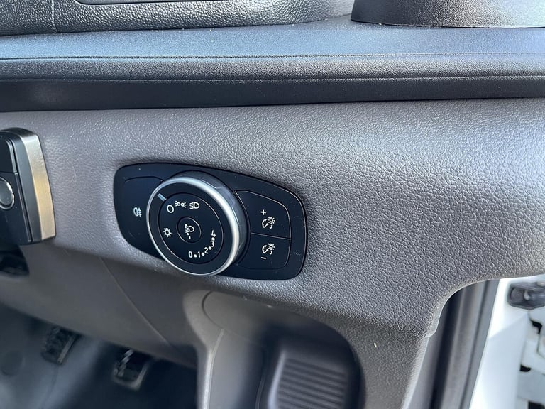 2021 Ford Transit 2.0 350 EcoBlue Leader FWD L3 H2 Euro 6 (s/s) 5dr PANEL VAN Diesel Manual