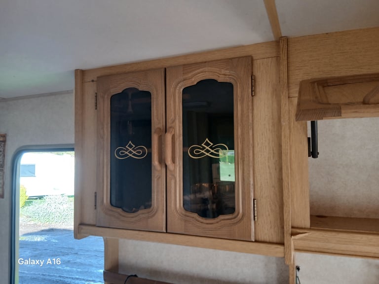 For sale 2/3 berth caravan