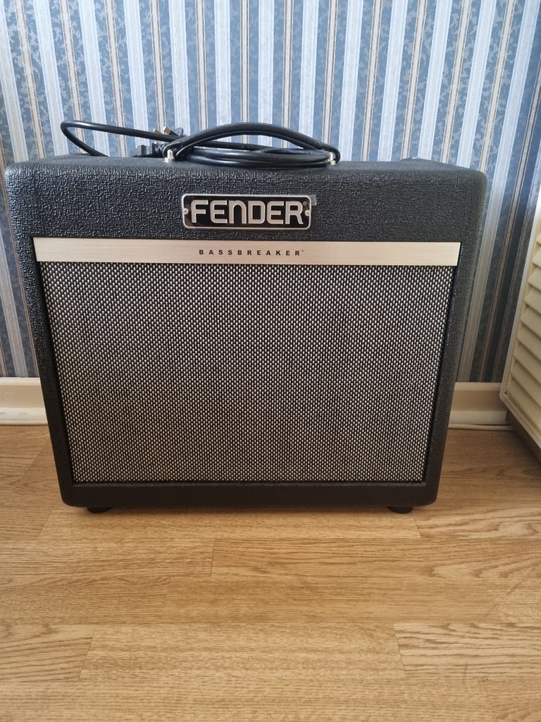 Fender Bassbreaker 15 combo guitar amp.