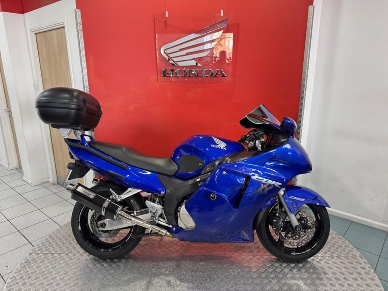 image for 2002 '02' Honda CBR1100XX Super Blackbird