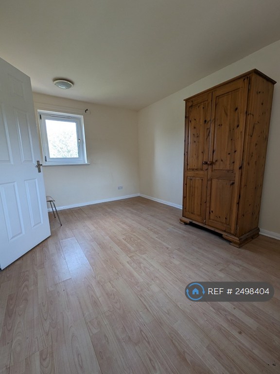4 bedroom house in Maclean Square, Glasgow, G51 (4 bed) (#2498404)