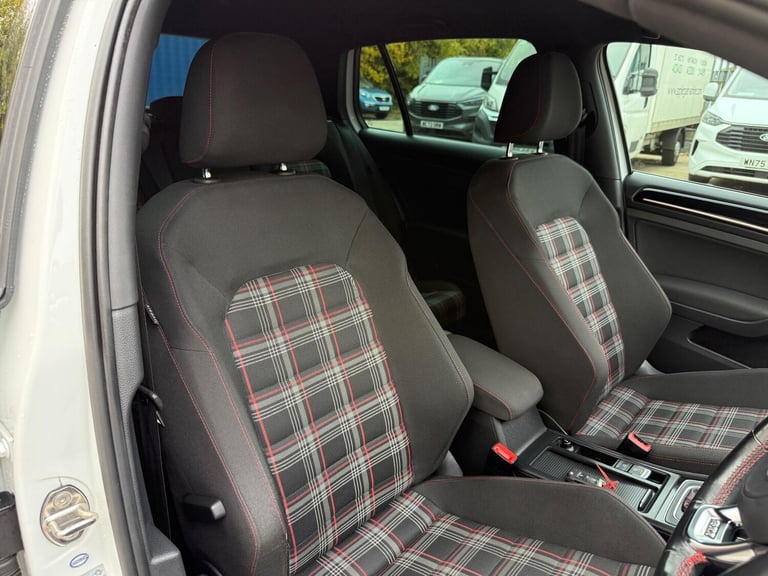 2022 Volkswagen Golf 2.0 TSI BlueMotion Tech GTI Hatchback 5dr Petrol DSG Euro 6 (s/s) (220 ps) P...