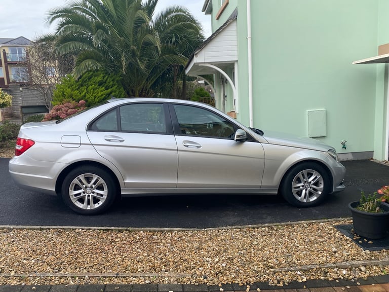 Mercedes-Benz, C CLASS, Saloon, 2013, Semi-Auto, 2143 (cc), 4 doors